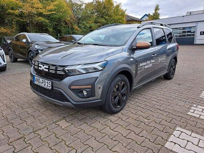 Usata Dacia Jogger Extreme 94 CV (69 kW) 2025 Grigio Monovolume