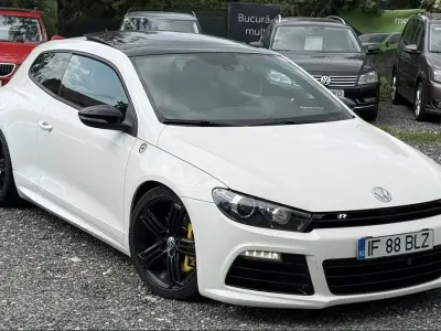Gebraucht VW Scirocco R 265 PS (194 kW) 2011 Weiß Coupé