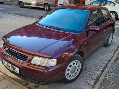 Second-hand Audi A3 Ambiente 101 CP (74 kW) 1997 Hatchback