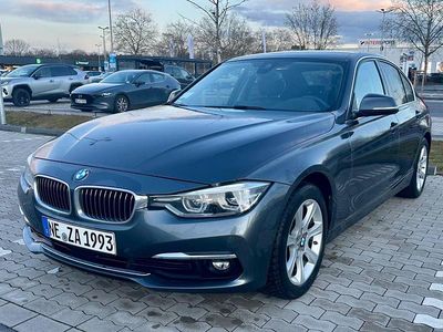 Gebraucht BMW 320 Luxury Line 190 PS (139 kW) 2016 Grau Limousine