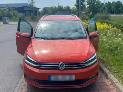 Gebraucht VW Touran 150 PS (110 kW) 2017 Orange Van / Kleinbus
