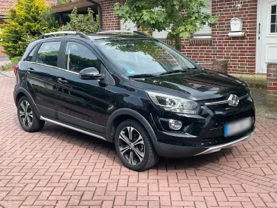 Używany Baic X25 111 KM (81 kW) 2018 Czarny Hatchback