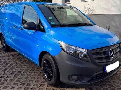 Gebraucht Mercedes Vito 88 PS (64 kW) 2018 Blau Van