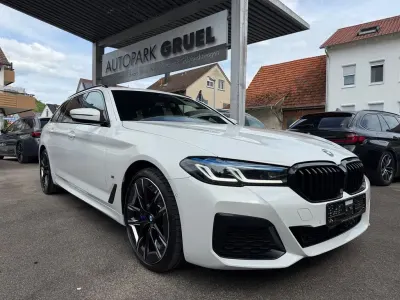 Gebraucht BMW 540 M Sport 340 PS (250 kW) 2023 Weiß Limousine