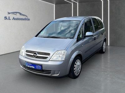 Silber Gebraucht 2005 Opel Meriva Basis Van / Kleinbus | 1.990 € (Etwas zu teuer)