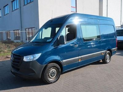 Gebraucht Mercedes Sprinter 163 PS (119 kW) 2019 Blau Van