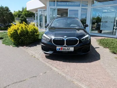 Gebraucht BMW 118 Advantage 140 PS (102 kW) 2020 Schwarz Kleinwagen
