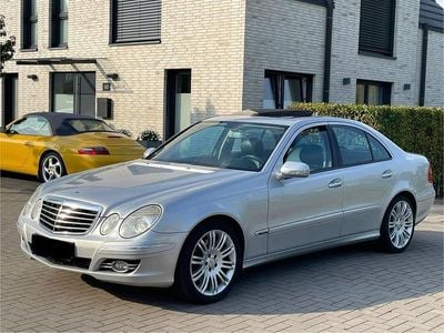 Mercedes E320