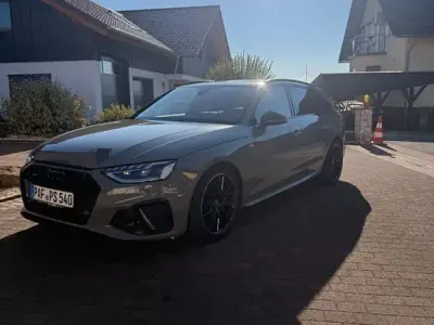 Gebraucht Audi A4 Sport 245 PS (180 kW) 2020 Grau Kombi