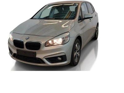 Gebraucht BMW 220 Active Tourer Advantage 192 PS (141 kW) 2015 Silber Van / Kleinbus