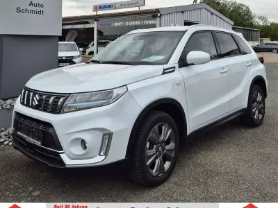 Gebraucht Suzuki Vitara Comfort 129 PS (94 kW) 2020 Weiß SUV