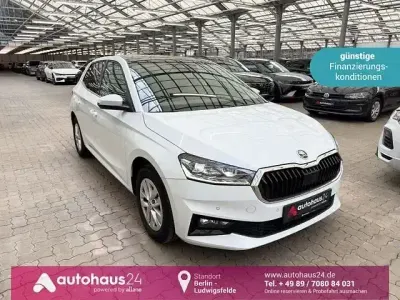 Używany Skoda Fabia Style 110 KM (80 kW) 2022 Biały Hatchback