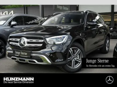 Gebraucht Mercedes GLC300 211 PS (155 kW) 2021 Schwarz uni SUV