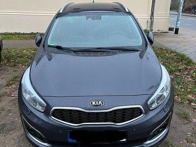 Gebraucht Kia Ceed Sportswagon 136 PS (100 kW) 2016 Grau Kombi
