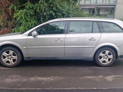 gebraucht Opel Vectra caravan 2.2 direct