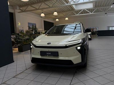 Nuova Toyota bZ4X 166 kW (226 CV) 2026 Nero SUV