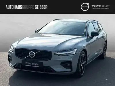 Usata Volvo V60 Plus 197 CV (144 kW) 2025 Grigio Station wagon