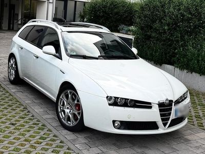 Alfa Romeo 159
