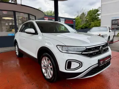 Gebraucht VW T-Roc Style 150 PS (110 kW) 2025 Weiß SUV
