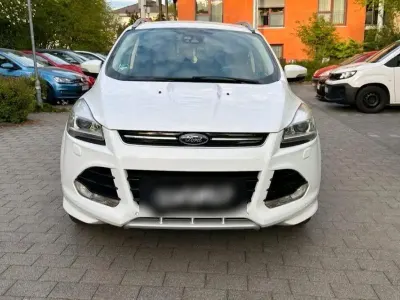 Gebraucht Ford Kuga 179 PS (131 kW) 2014 Weiß SUV