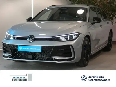 Używany VW Passat Style 150 KM (110 kW) 2025 Srebrny Kombi