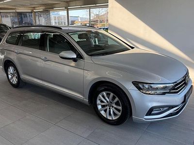 Gebraucht VW Passat Business 150 PS (110 kW) 2021 Reflexsilber Kombi