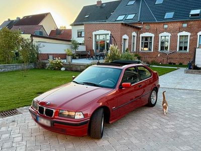 Gebraucht BMW 316 102 PS (75 kW) 1998 Rot Cabrio