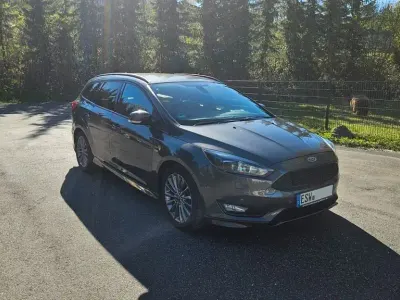 Gebraucht Ford Focus ST-Line 182 PS (133 kW) 2018 Grau Limousine