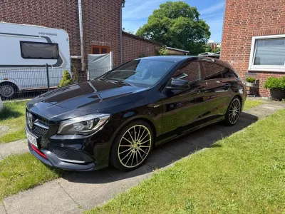 Gebraucht Mercedes CLA250 Shooting Brake 218 PS (160 kW) 2017 Schwarz Kombi