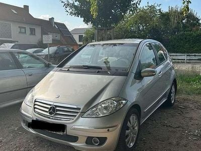 Mercedes 200