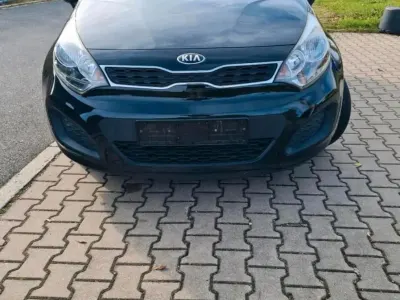 Occasion Kia Rio 109 ch (80 kW) 2013 Noir Citadine