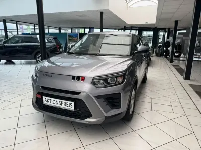 Neu KGM Tivoli 163 PS (119 kW) 2026 Silber SUV