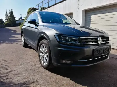Gebraucht VW Tiguan Highline 150 PS (110 kW) 2019 Grau SUV
