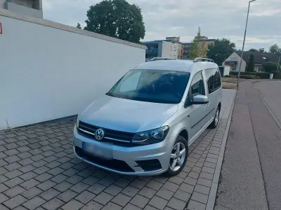 Gebraucht VW Caddy Maxi Family 150 PS (110 kW) 2017 Silber Van / Kleinbus