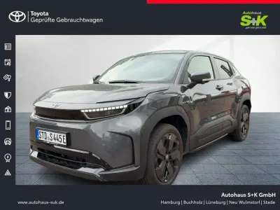 Neu Toyota Urban Cruiser Lounge 127 kW (174 PS) 2026 Graphite grey (grau) SUV