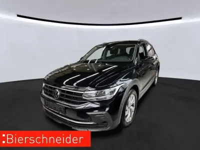 Gebraucht VW Tiguan Active 150 PS (110 kW) 2023 Schwarz SUV