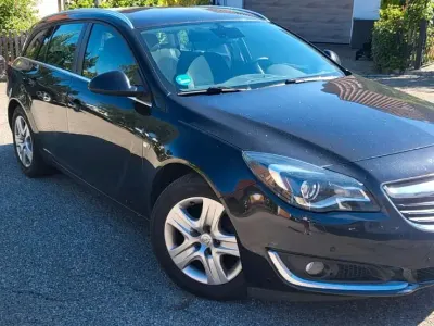 Gebraucht Opel Insignia 136 PS (100 kW) 2016 Schwarz Kombi