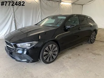 Gebraucht Mercedes CLA220 Shooting Brake Night 190 PS (139 kW) 2022 Schwarz Kombi