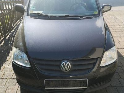 Gebraucht VW Fox 69 PS (50 kW) 2005 Schwarz Kleinwagen