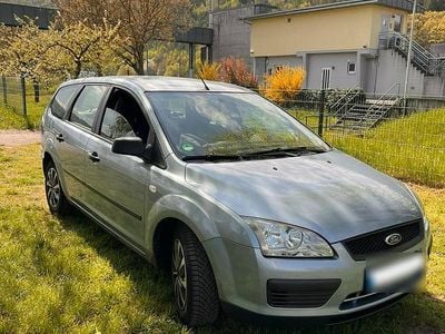 Usata Ford Focus 101 CV (74 kW) 2005 Andere farben Station wagon