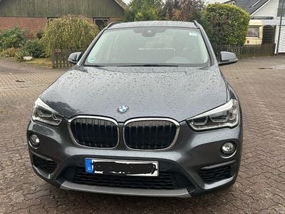 Grau Gebraucht 2018 BMW X1 Advantage SUV | 21.100 € (Fairer Preis)