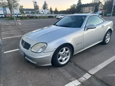 Gebraucht Mercedes SLK200 163 PS (119 kW) 2003 Grau Cabrio