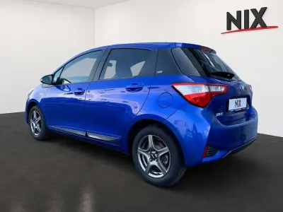 Brugt Toyota Yaris Hybrid Basis 116 HK (85 kW) 2019 Blå Hatchback