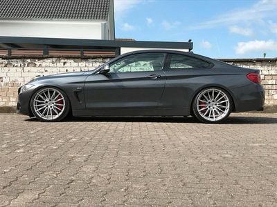 Usado BMW 430 M Sport 258 HP (189 kW) 2015 Cinzento Coupé