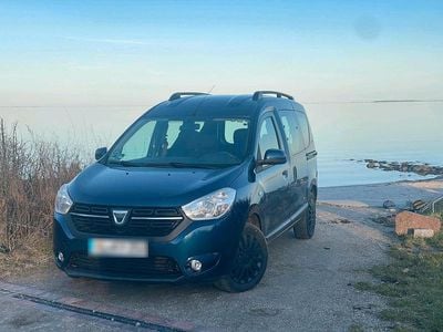 Gebraucht Dacia Dokker Lauréate 102 PS (75 kW) 2017 Blau Van / Kleinbus
