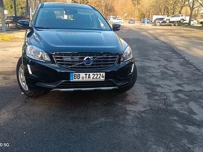 Gebraucht Volvo XC60 Kinetic 190 PS (139 kW) 2016 Schwarz SUV