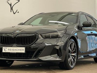 Neu BMW 540 Comfort Edition 303 PS (222 kW) 2026 Sophistograu brillanteffekt Kombi