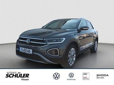 Grau (indium metallic) Gebraucht 2023 VW T-Roc Style SUV | 22.745 € (Fairer Preis)