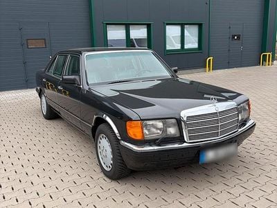 Second-hand Mercedes 500 251 CP (184 kW) 1990 Negru Berlinǎ