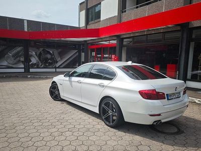 Gebraucht BMW 530 Luxury Line 258 PS (189 kW) 2014 Weiß Limousine